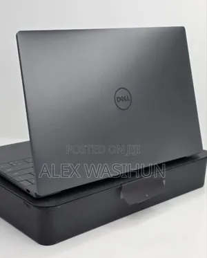 New Laptop Dell XPS 13 16GB AMD Ryzen 7 SSD 512GB