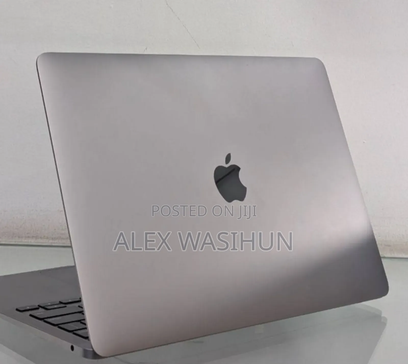 New Laptop Apple MacBook Air 2020 M1 8GB Apple M1 SSD 512GB