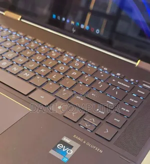 New Laptop HP Spectra 13 16GB Intel Core I7 SSD 1T
