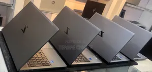 New Laptop HP ZBook 14 16GB Intel Core I7 SSD 512GB