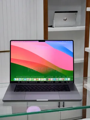 New Laptop Apple MacBook Pro M1 16GB Intel Core i5 SSD 512GB