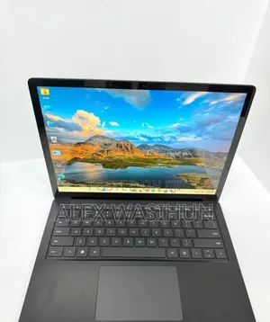 New Laptop 8GB Intel Core I5 SSD 512GB