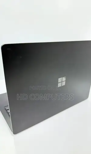 New Laptop 8GB Intel Core I5 SSD 512GB