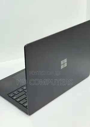 New Laptop 8GB Intel Core I5 SSD 512GB