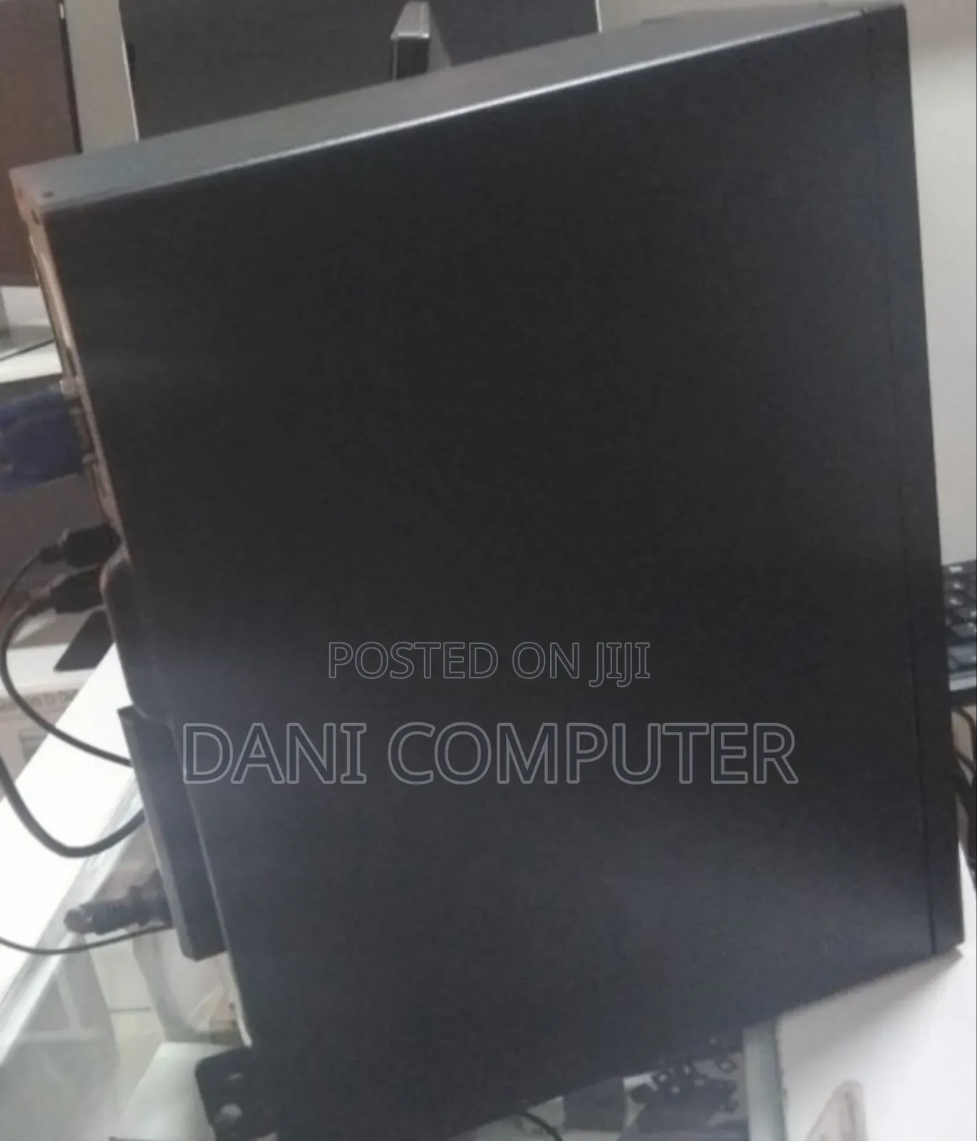 New Desktop Computer Dell OptiPlex 7040 8GB Intel Core I7 HDD 1T