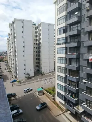 3bdrm Apartment in አስቼኳይ በፊጋ ኖህ የሚሸጥ, Bole for sale