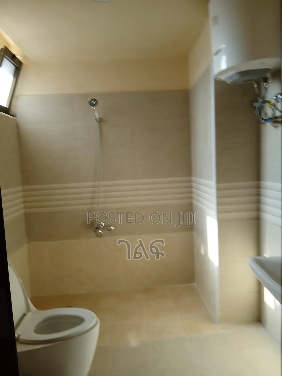3bdrm Apartment in አስቼኳይ በፊጋ ኖህ የሚሸጥ, Bole for sale