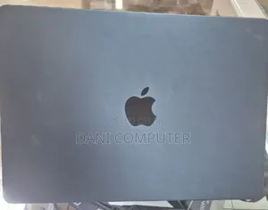 New Laptop Apple MacBook Air 2025 M4 13-Inch 16GB Apple M4 SSD 256GB