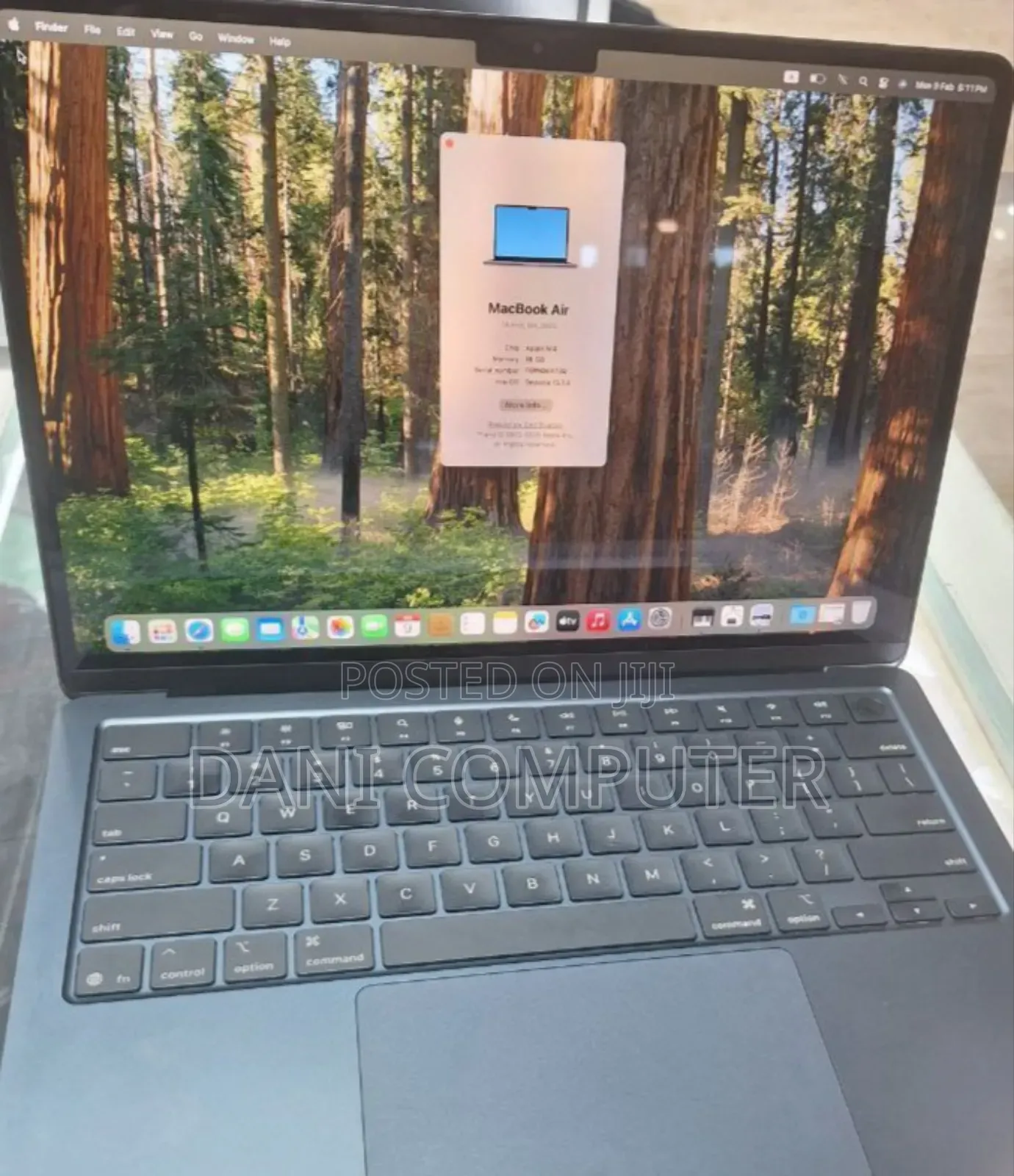 New Laptop Apple MacBook Air 2025 M4 13-Inch 16GB Apple M4 SSD 256GB