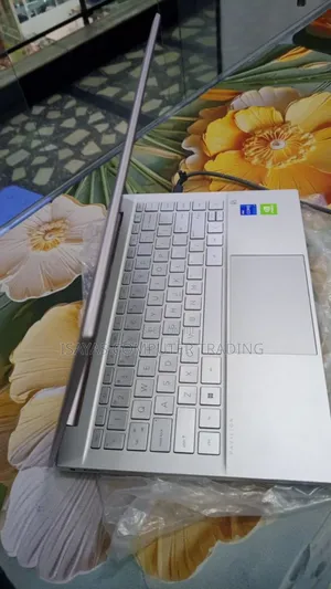 New Laptop HP Pavilion 14 16GB Intel Core I7 SSD 512GB