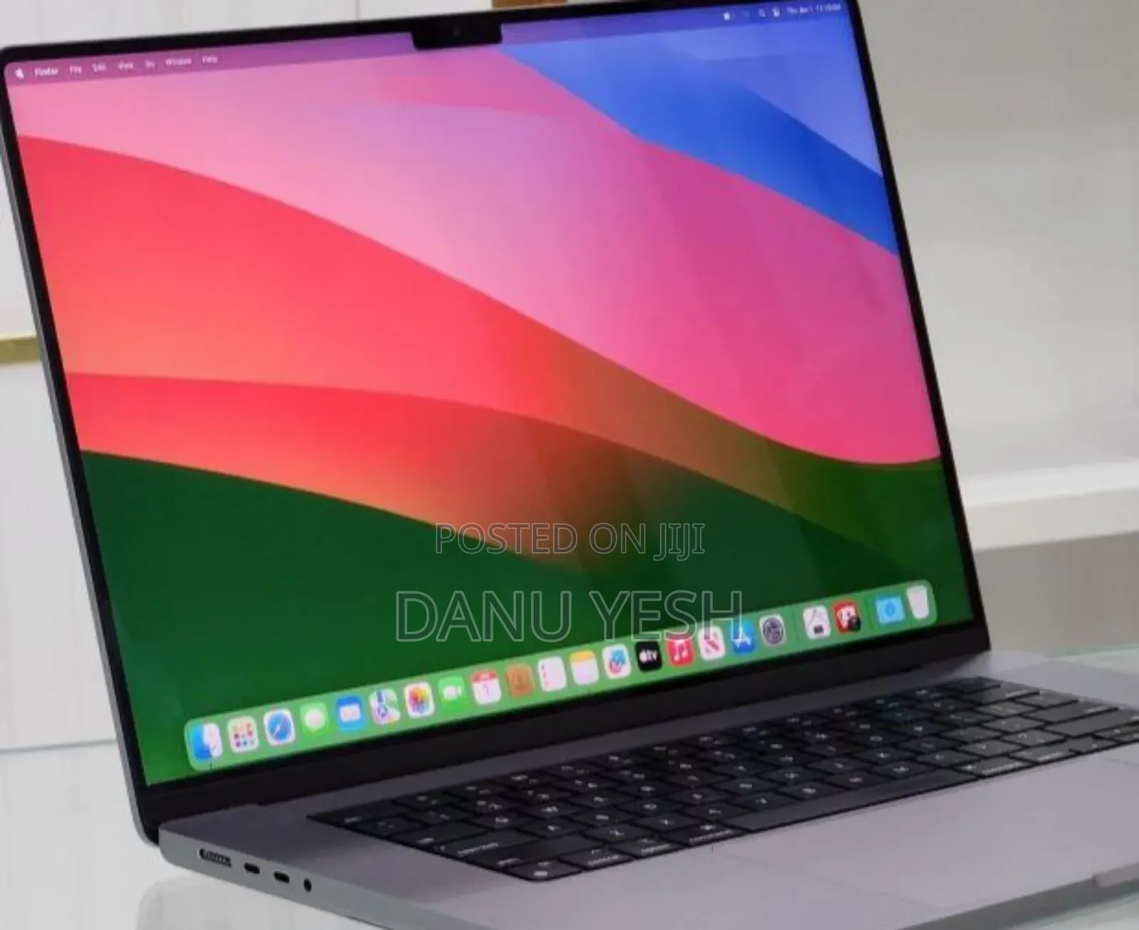 New Laptop Apple MacBook Pro 2021 M1 32GB Apple M1 Pro SSD 512GB