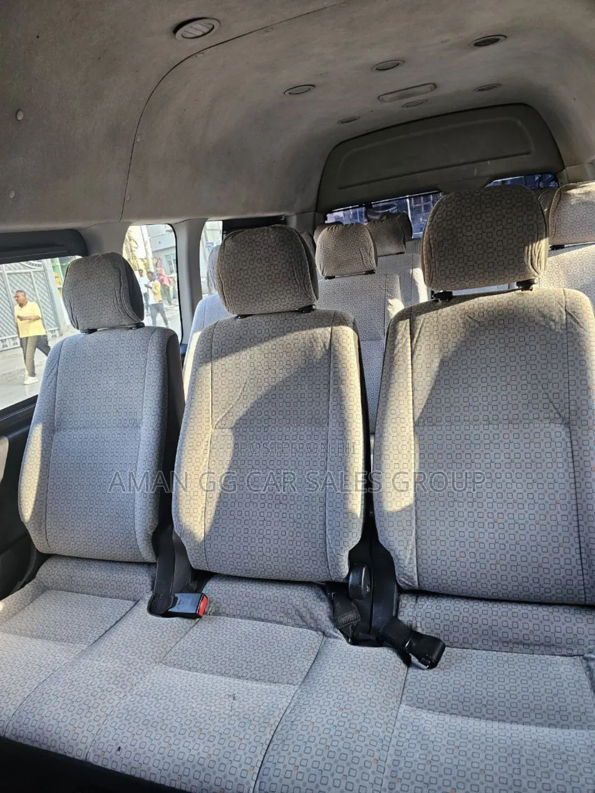 Toyota HiAce 2017 White