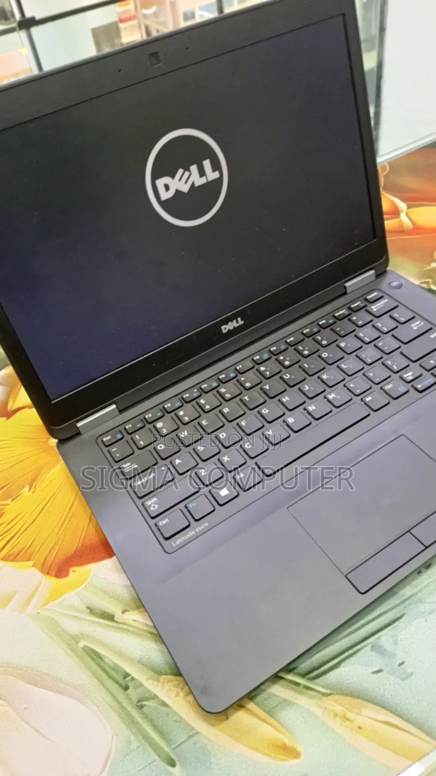 New Laptop Dell XPS 15 4GB Intel Core I3 SSD 256GB