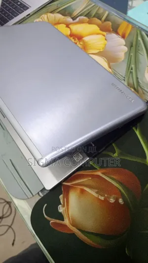 New Laptop Toshiba Satellite C850 8GB Intel Core I7 HDD 1T