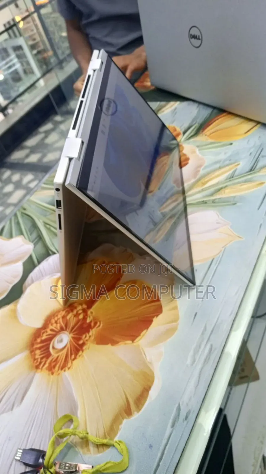 New Laptop HP Envy X360 8GB Intel Core I7 SSD 512GB