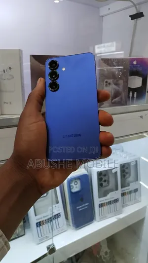 New Samsung Galaxy S25 128 GB