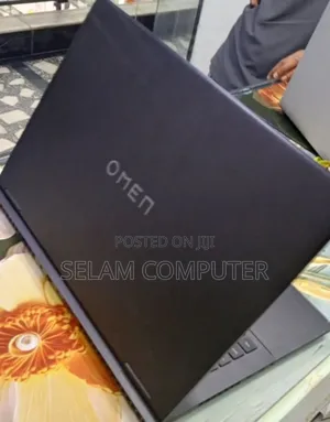 New Laptop HP Omen 15 16GB Intel Core I9 SSD 1T