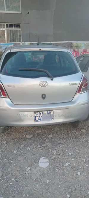 Toyota Yaris 2009 Silver