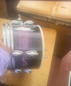 Tama 5-Piece Maple Custom Absolute Drum Set