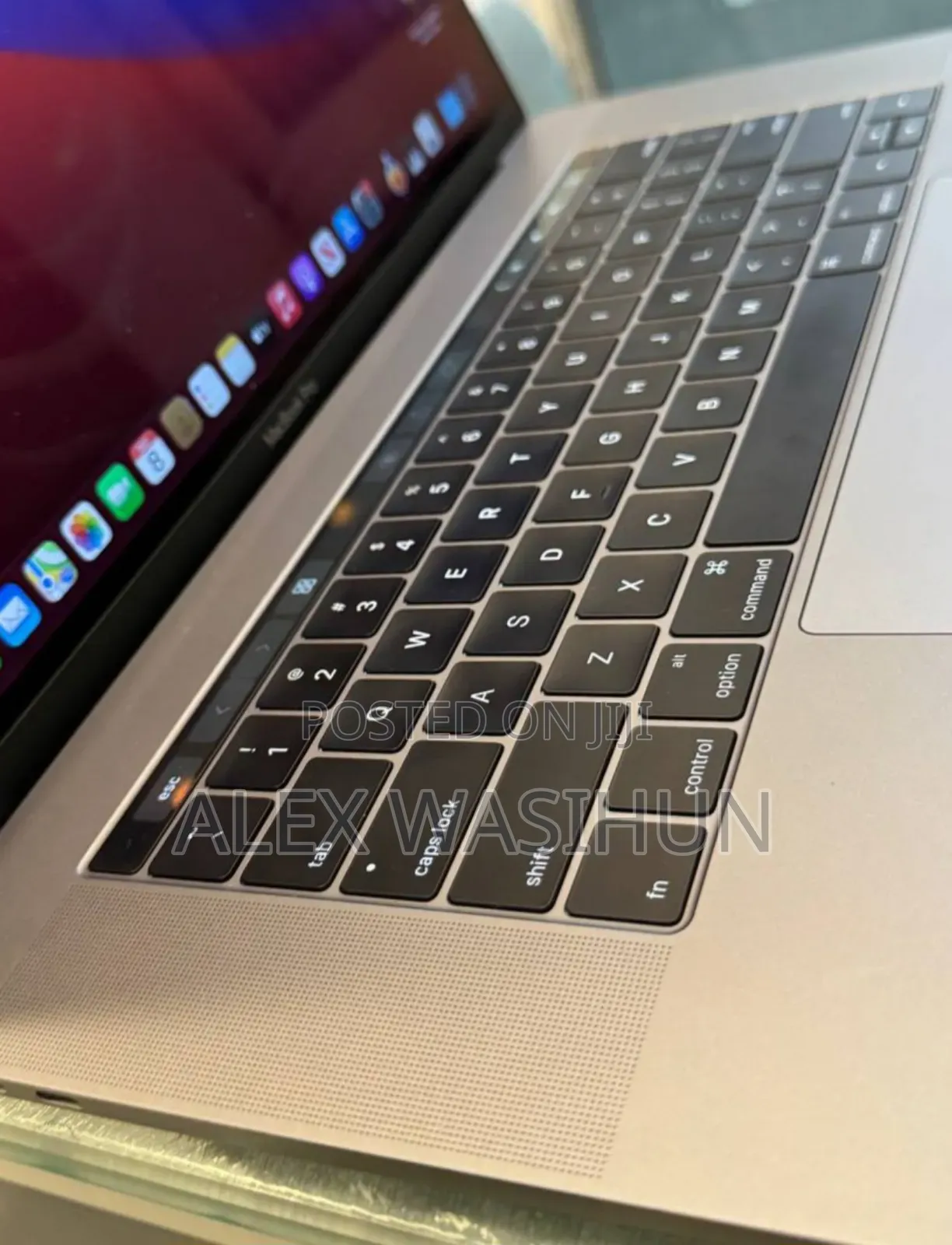 Laptop Apple MacBook Pro 2016 8GB Intel Core I7 SSD 256GB