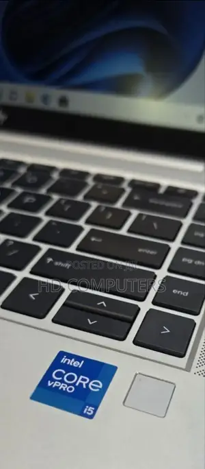 New Laptop HP EliteBook 840 G8 16GB Intel Core I7 SSD 512GB