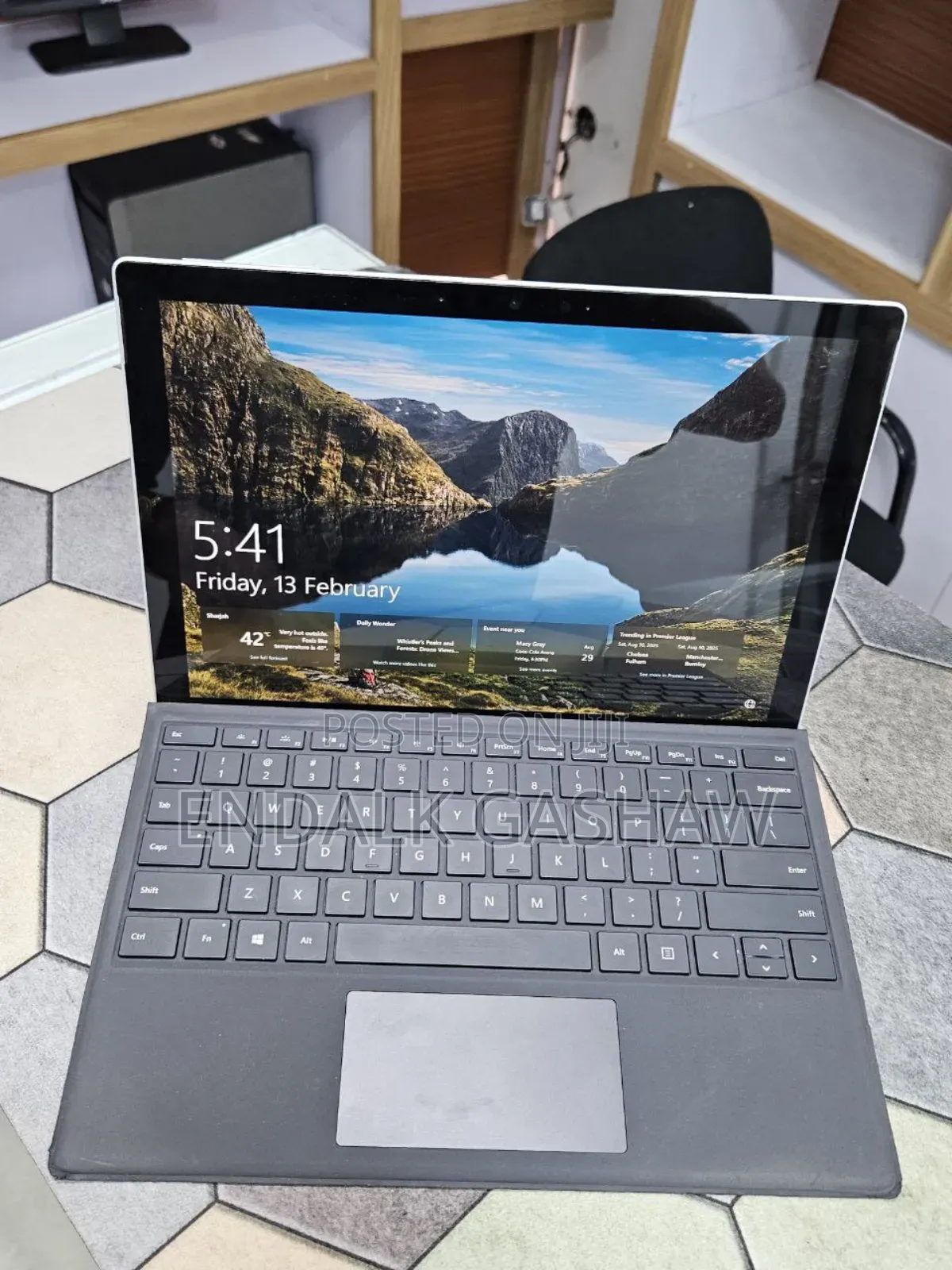 New Laptop Microsoft Surface Pro 7 16GB Intel Core I7 SSD 256GB