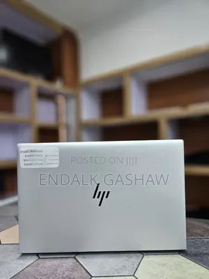 New Laptop HP EliteBook 845 G8 16GB AMD Ryzen 5 SSD 512GB