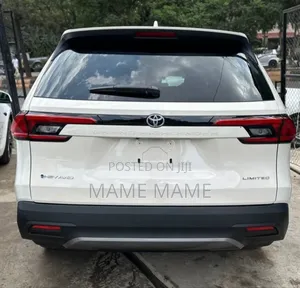 New Toyota Grand Highlander Hybrid 2025 White