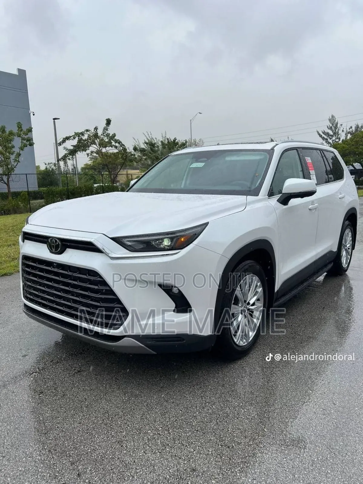 New Toyota Grand Highlander Hybrid 2025 White