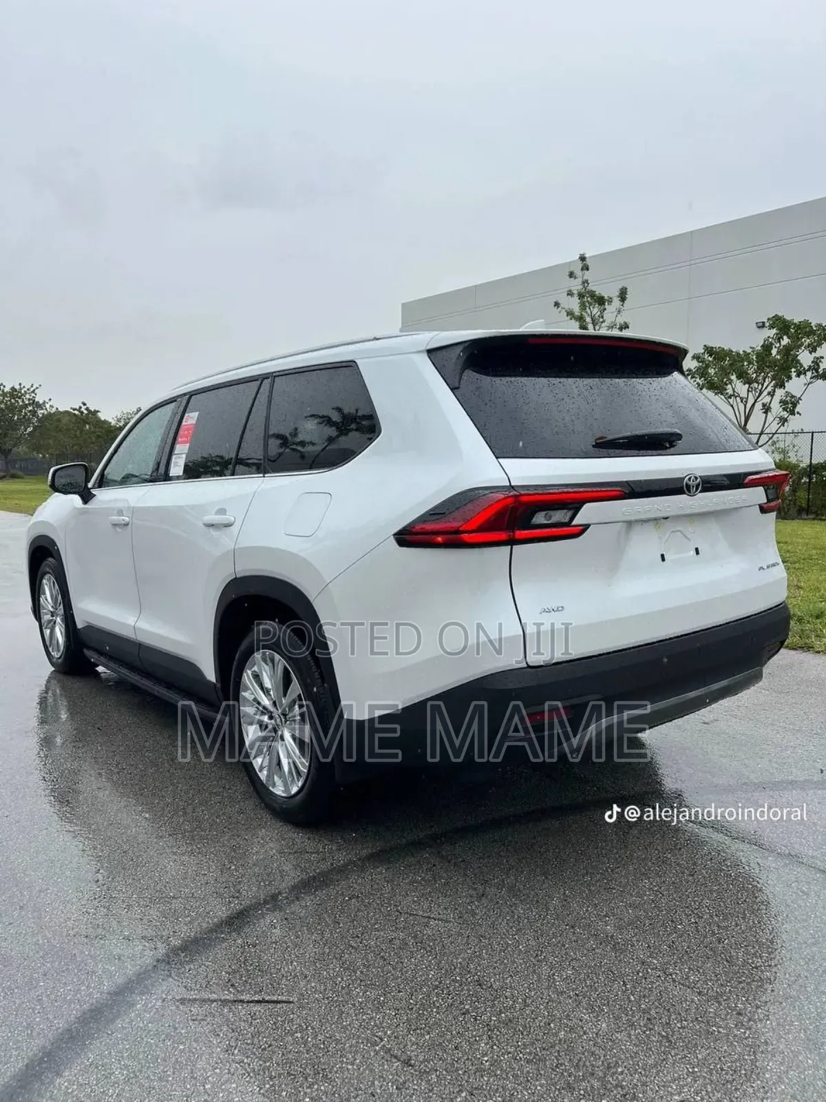 New Toyota Grand Highlander Hybrid 2025 White