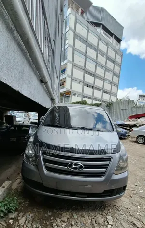 Hyundai Starex 2015 Grey