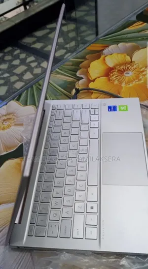 New Laptop HP Pavilion 14 16GB Intel Core I7 SSD 512GB