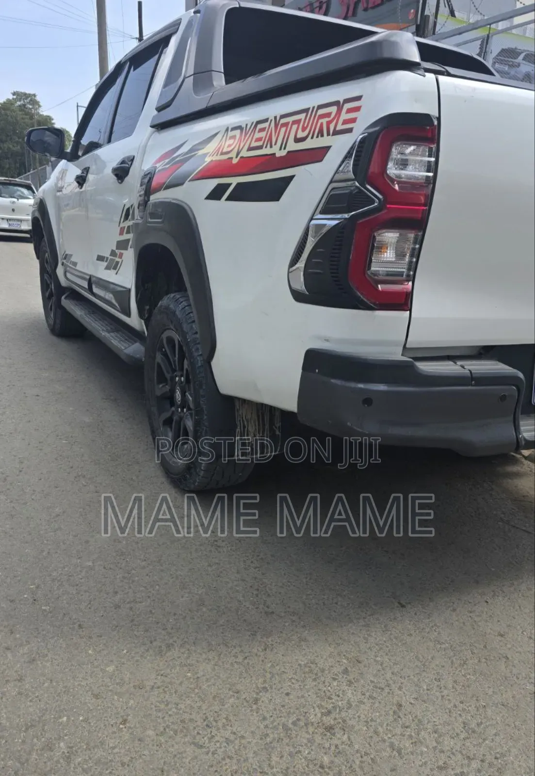 Toyota Hilux 2021 White