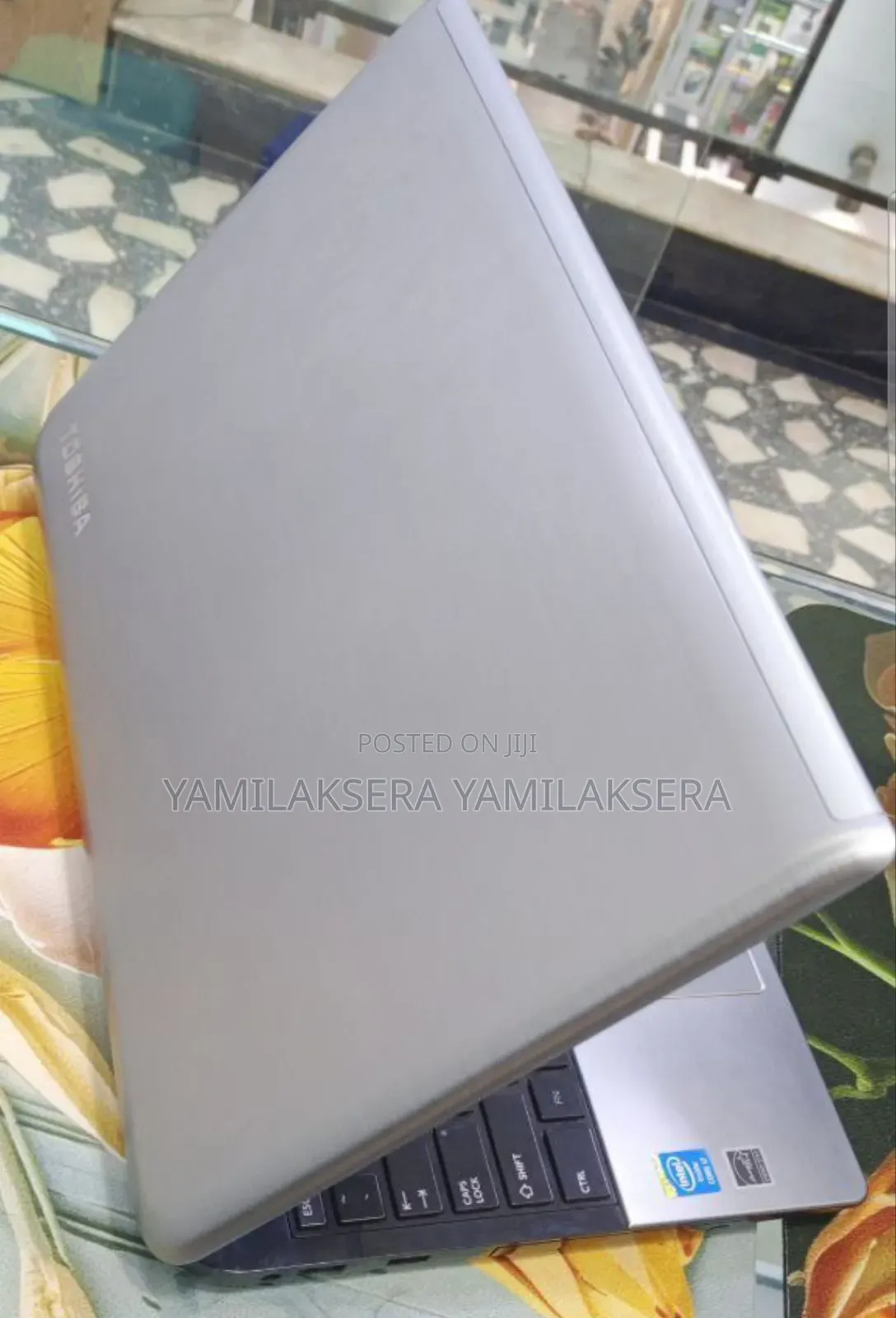 New Laptop Toshiba Satellite C850 8GB Intel Core I7 SSD 1T