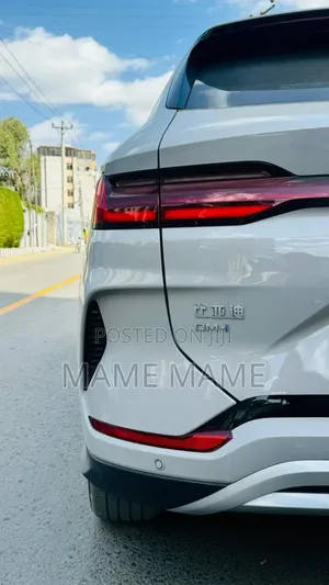 New BYD Song Plus DM-i 2025 Gray