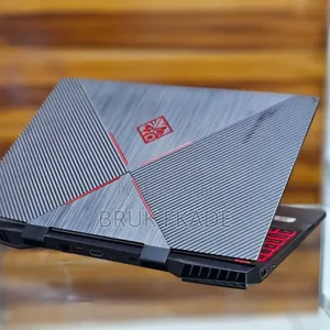 New Laptop HP OmniBook 5 16" 16GB Intel Core I7 SSD 512GB