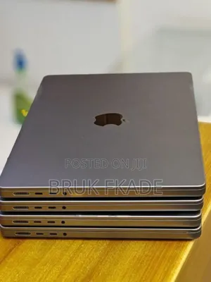 New Laptop Apple MacBook Pro M1 32GB Apple M1 Pro SSD 512GB