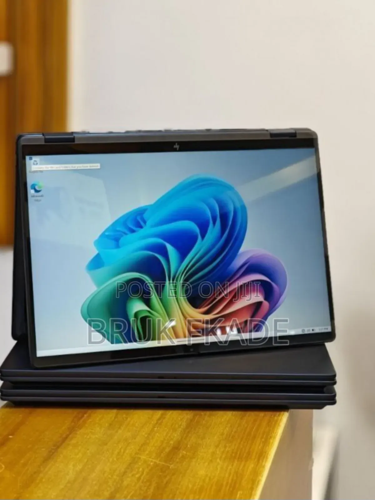 New Laptop HP OmniBook Ultra Flip 14" 16GB Intel Core Ultra 7 SSD 1T