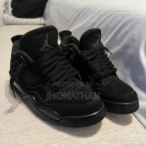 Jordan 4 Black Cat