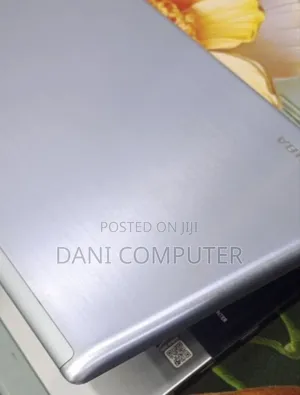 New Laptop Toshiba Satellite C55 8GB Intel Core I7 HDD 1T