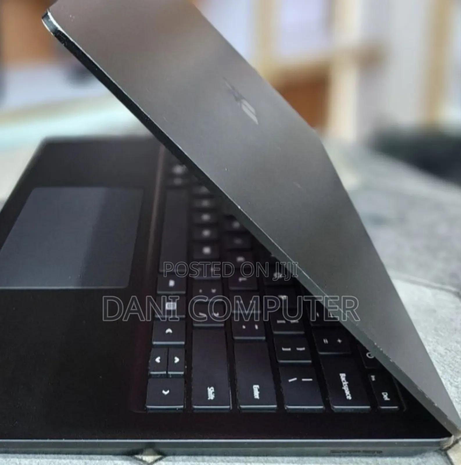 New Laptop Microsoft Surface 16GB Intel Core I7 SSD 512GB