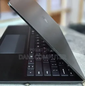 New Laptop Microsoft Surface 16GB Intel Core I7 SSD 512GB