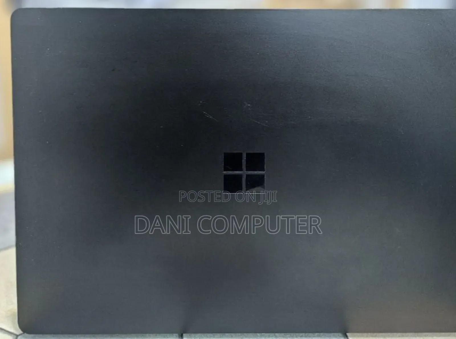 New Laptop Microsoft Surface 16GB Intel Core I7 SSD 512GB