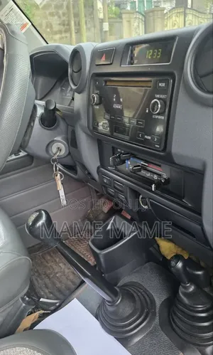 Toyota Land Cruiser 2019 White