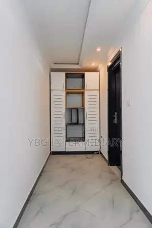 Furnished 3bdrm Apartment in Apartments, Yeka for sale