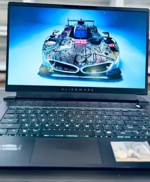 New Laptop Alienware M15 R3 24GB AMD Ryzen 9 SSD 1T