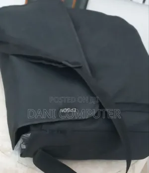 Brand New Epson Projector Model Name: Eb-S41 Has Bag and Re