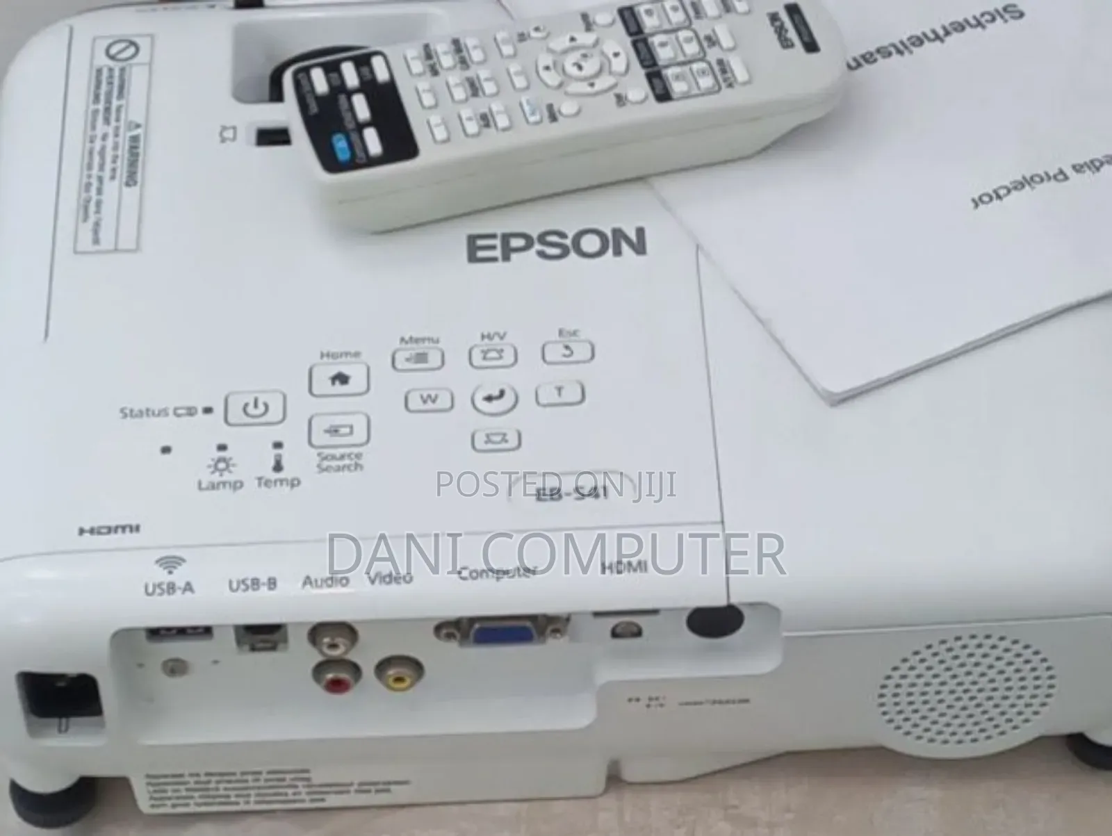 Brand New Epson Projector Model Name: Eb-S41 Has Bag and Re