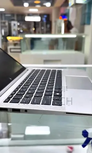New Laptop HP EliteBook 840 16GB AMD Ryzen 5 SSD 512GB