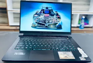 New Laptop Alienware M15 R3 24GB AMD Ryzen 9 SSD 1T